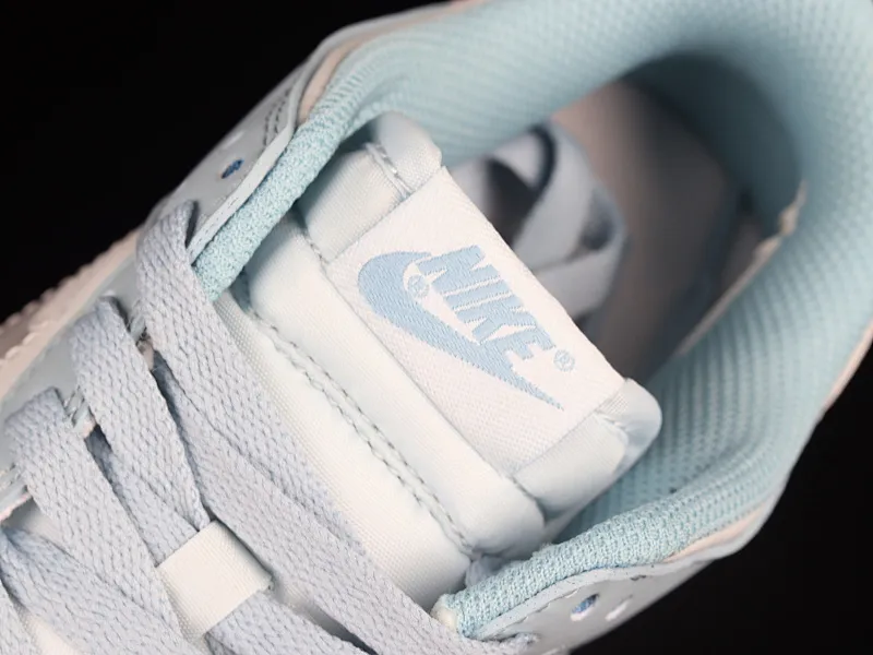 All categories Nk SB Dunk series Nk SB Dunk Low low-top sneakers Nk Dunk Low blue gray SB smashed backboard fashion casual sneakers DH9765-401